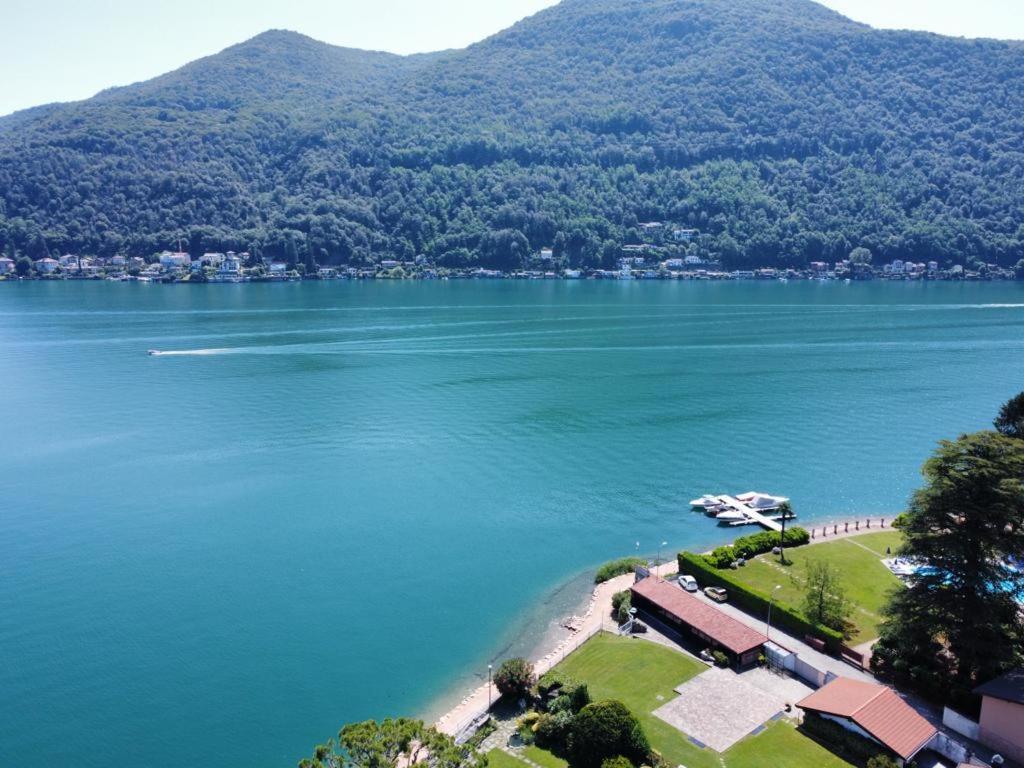 Zara House - Lake And Pet Friendly Brusimpiano Bagian luar foto