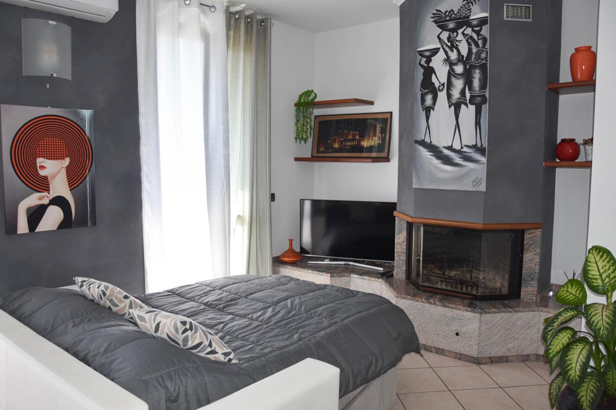 Zara House - Lake And Pet Friendly Brusimpiano Bagian luar foto