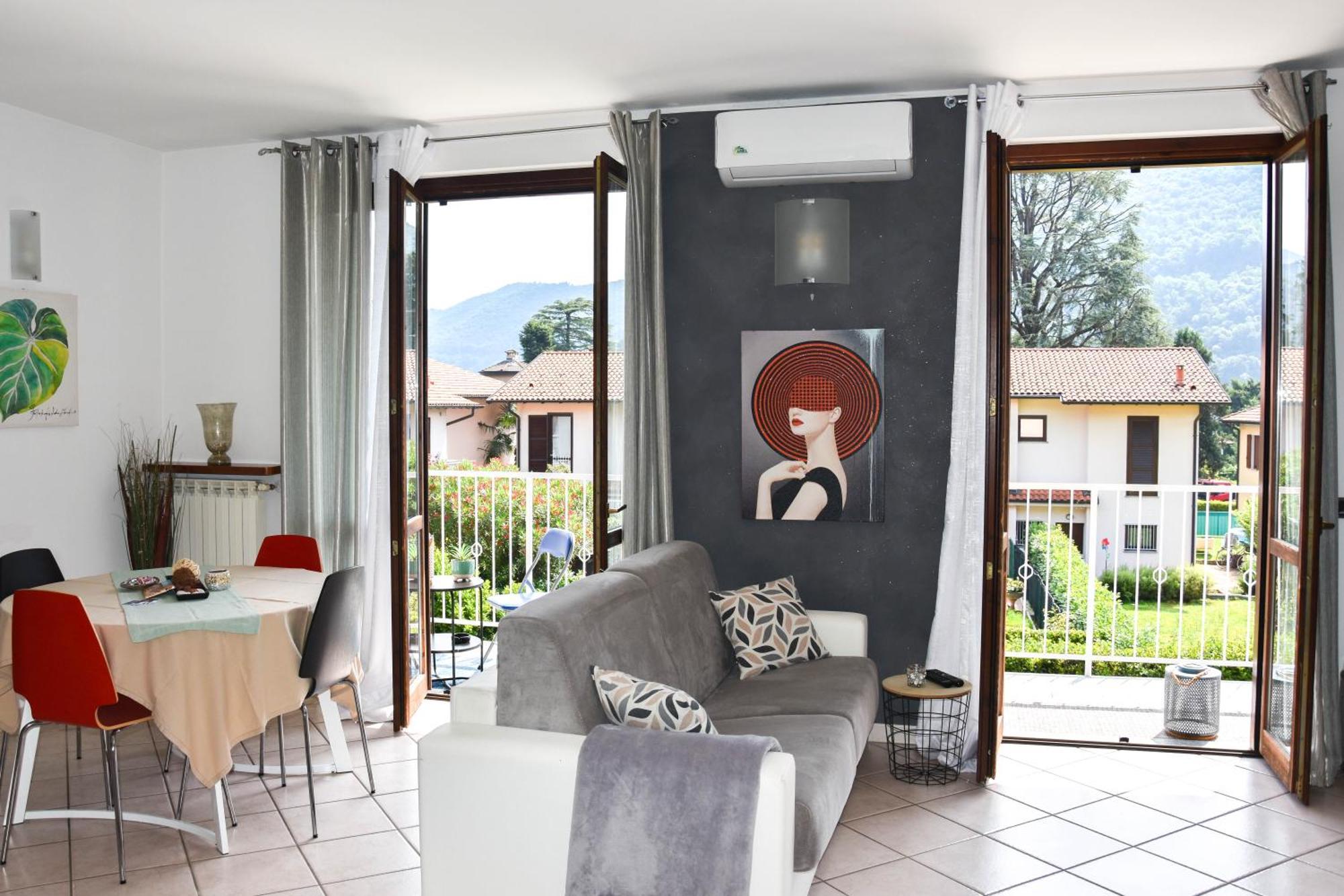 Zara House - Lake And Pet Friendly Brusimpiano Bagian luar foto